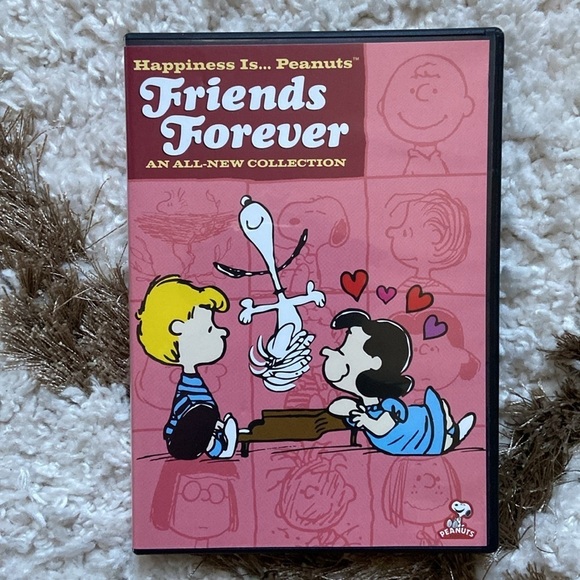 Charlie Brown and Snoopy Happiness is….Peanuts Friends Forever Collection. - Picture 1 of 3